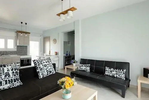 Bright Spacious Two-bedroom Appartement Thessalonique