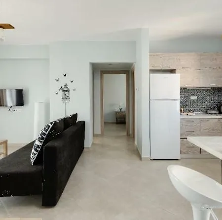 Bright Spacious Two-bedroom Apartamento